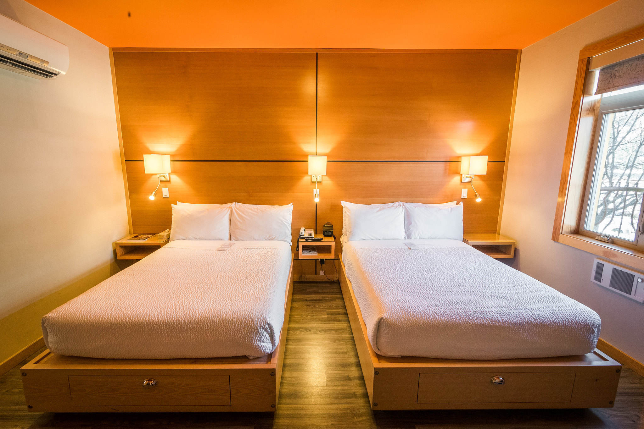Urban Excape - Deluxe Two Double Accommodation