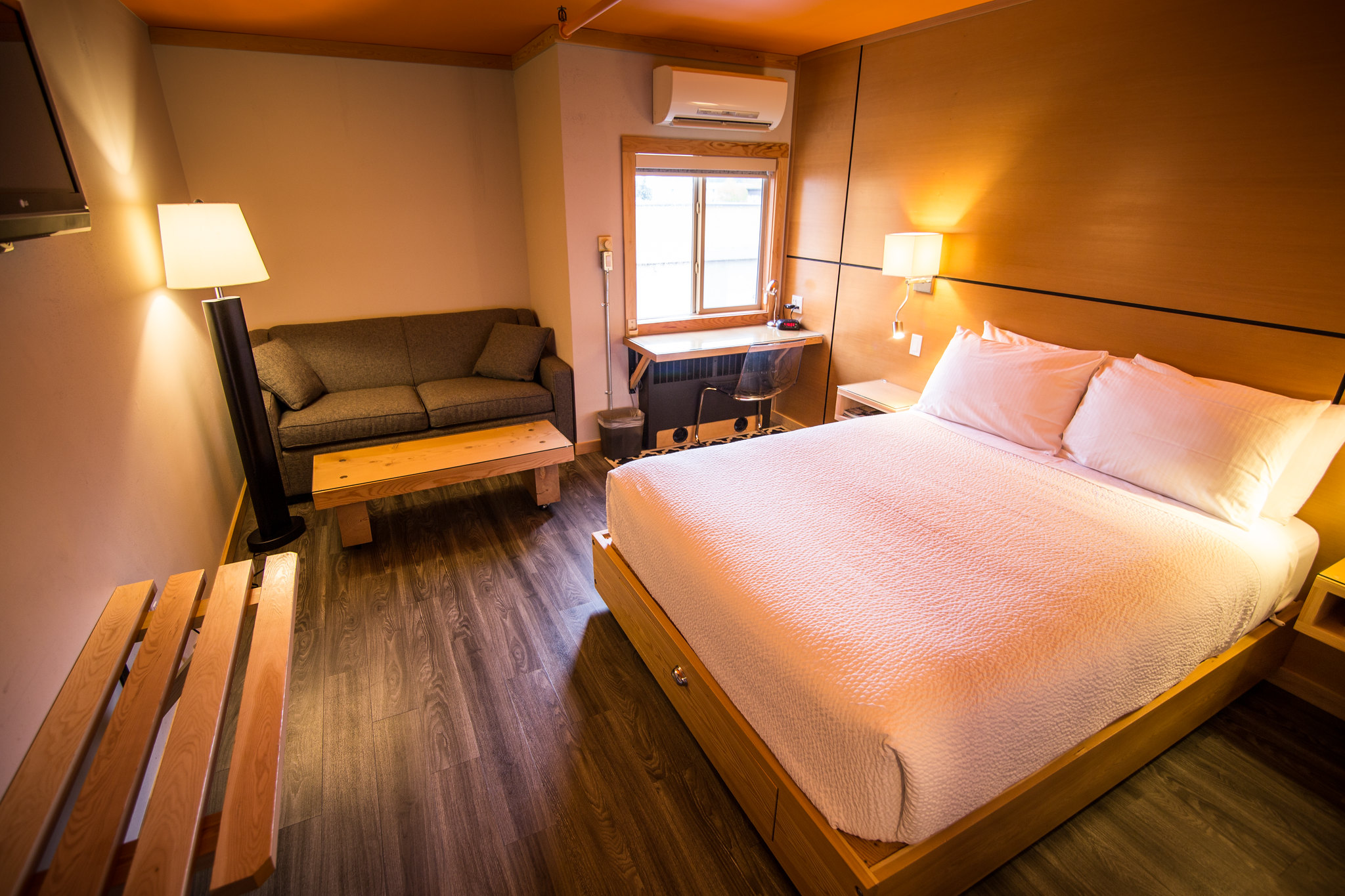 Urban Excape - Deluxe Queen Room accommodation