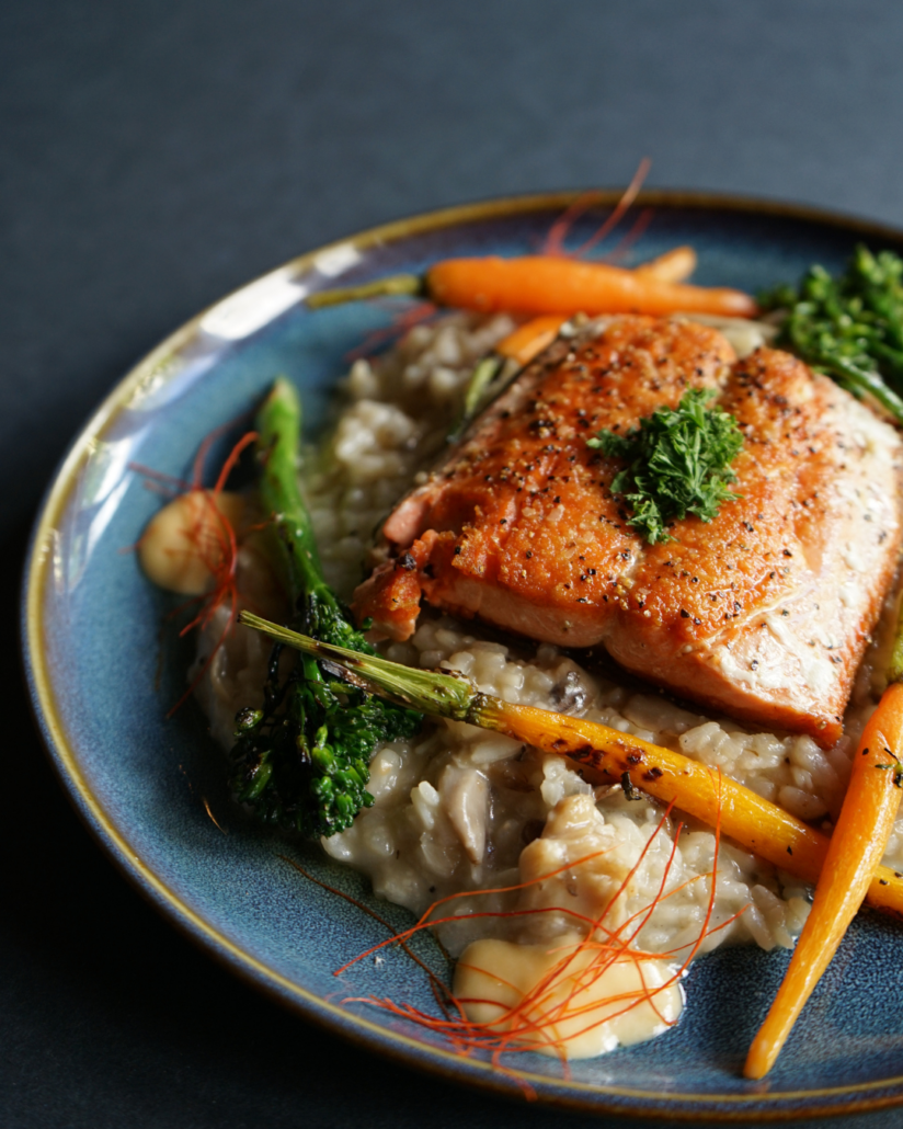 Louie s Steakhouse - West coast salmon